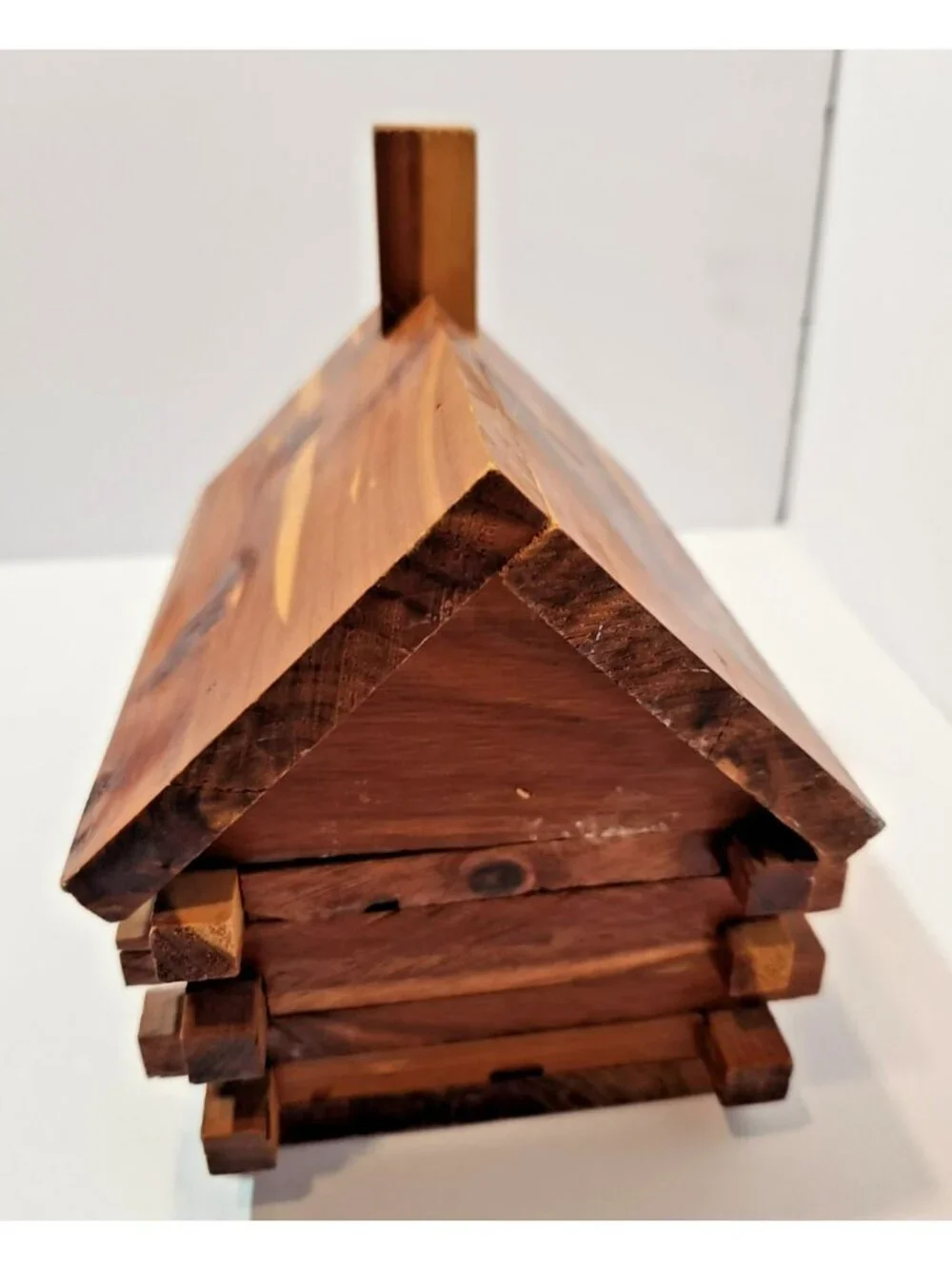 Vintage Log Cabin Cedar Bank - Las Vegas Nevada Souvenir With Stopper
